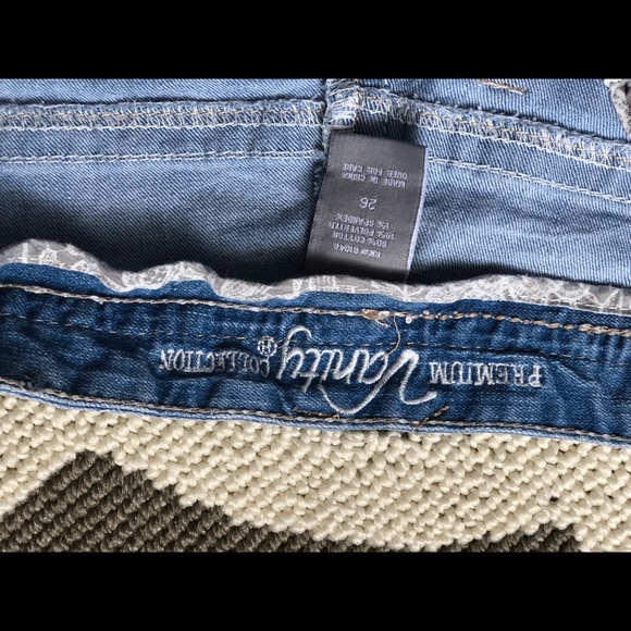 Cropped Vanity Jeans - Picture 3 of 6